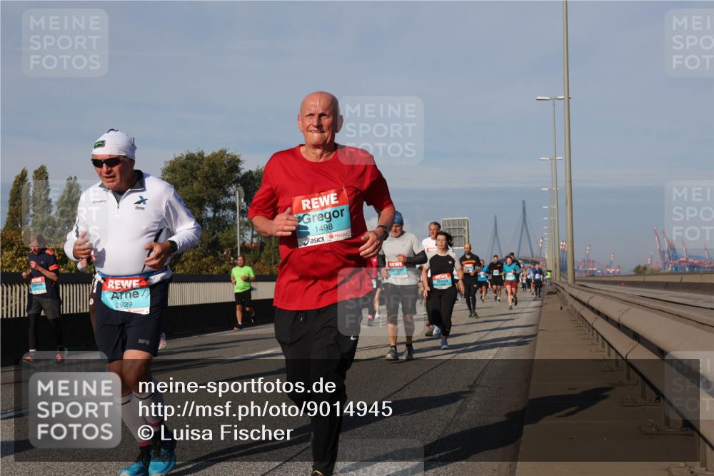 03.10.2025 - Köhlbrandbrückenlauf Luisa Fischer http://msf.ph/oto/9014945 03.10.2025 10:59:35 Position 3 1498, 2929 meine-sportfotos.de