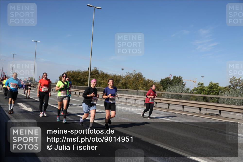 03.10.2025 - Köhlbrandbrückenlauf Julia Fischer http://msf.ph/oto/9014951 03.10.2025 13:11:31 Position 3  meine-sportfotos.de