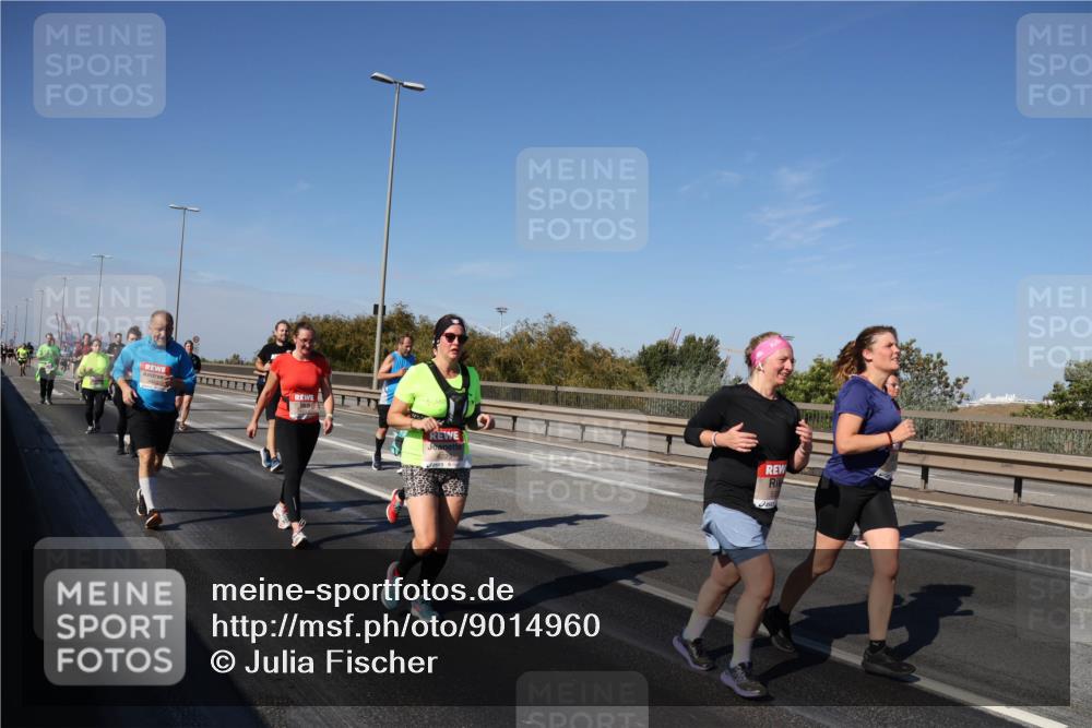03.10.2025 - Köhlbrandbrückenlauf Julia Fischer http://msf.ph/oto/9014960 03.10.2025 13:11:33 Position 3  meine-sportfotos.de