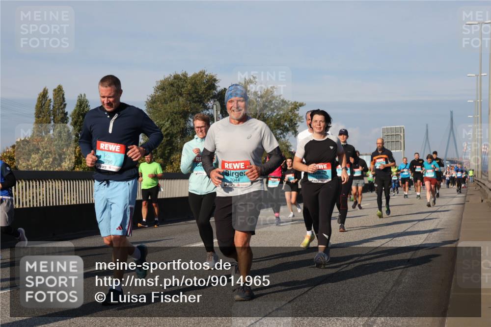 03.10.2025 - Köhlbrandbrückenlauf Luisa Fischer http://msf.ph/oto/9014965 03.10.2025 10:59:37 Position 3 3796, 2044 meine-sportfotos.de