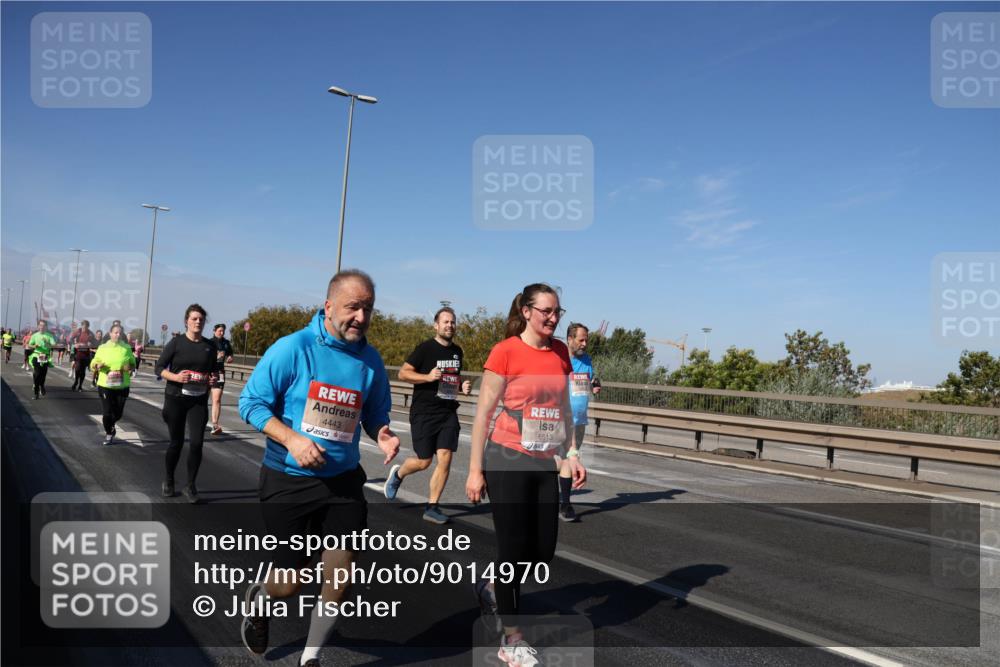 03.10.2025 - Köhlbrandbrückenlauf Julia Fischer http://msf.ph/oto/9014970 03.10.2025 13:11:35 Position 3 4443, 6513 meine-sportfotos.de