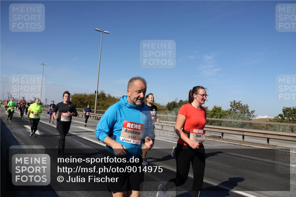 03.10.2025 - Köhlbrandbrückenlauf Julia Fischer http://msf.ph/oto/9014975 03.10.2025 13:11:35 Position 3 4443, 6513 meine-sportfotos.de