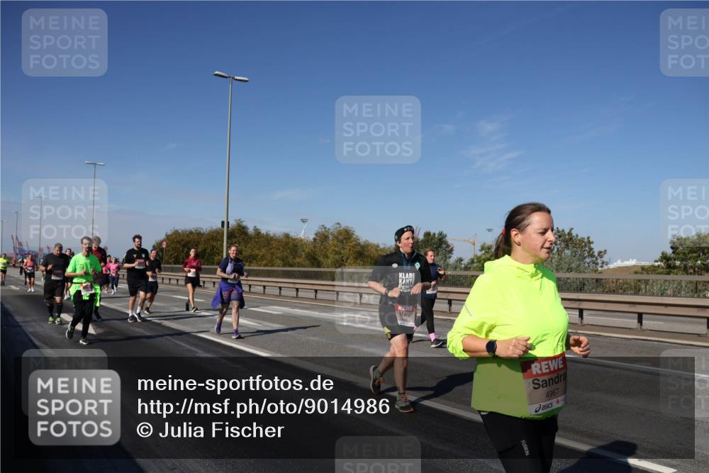 03.10.2025 - Köhlbrandbrückenlauf Julia Fischer http://msf.ph/oto/9014986 03.10.2025 13:11:39 Position 3 4967 meine-sportfotos.de