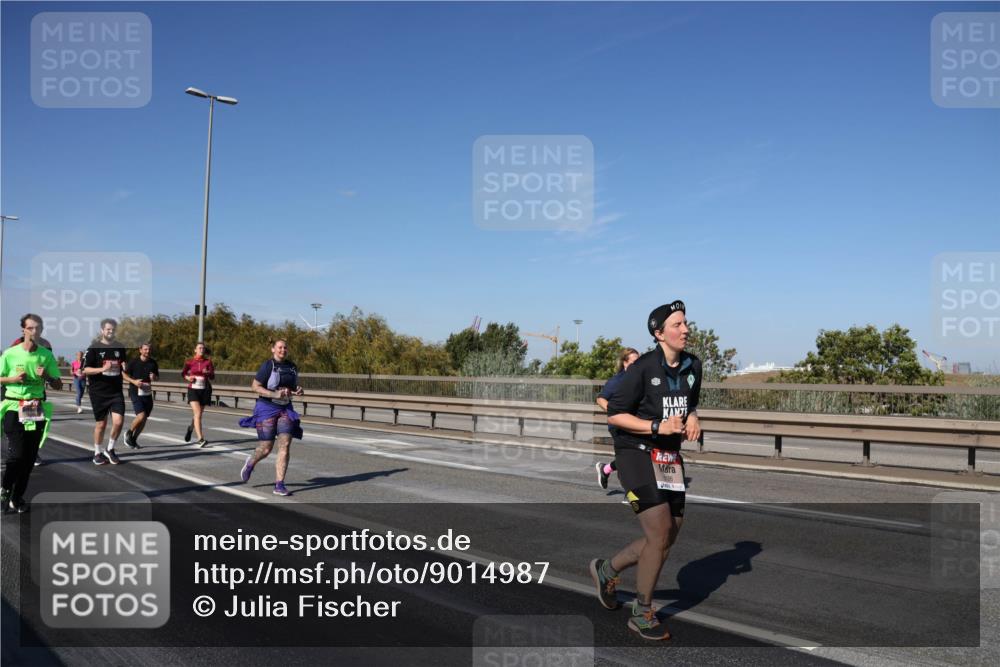 03.10.2025 - Köhlbrandbrückenlauf Julia Fischer http://msf.ph/oto/9014987 03.10.2025 13:11:40 Position 3  meine-sportfotos.de
