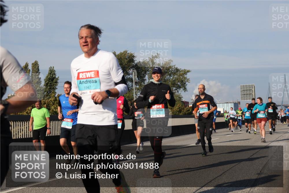03.10.2025 - Köhlbrandbrückenlauf Luisa Fischer http://msf.ph/oto/9014988 03.10.2025 10:59:39 Position 3 1947, 1979 meine-sportfotos.de