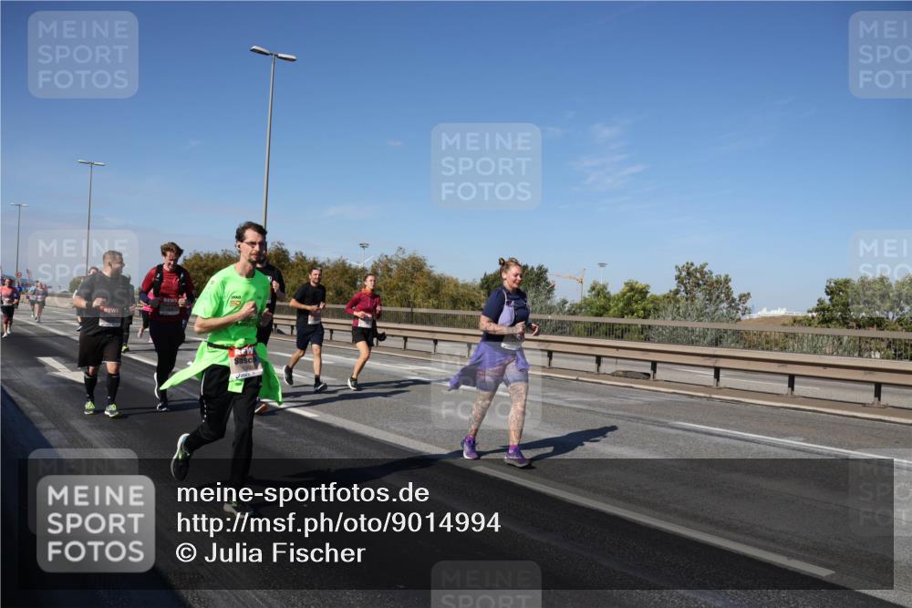 03.10.2025 - Köhlbrandbrückenlauf Julia Fischer http://msf.ph/oto/9014994 03.10.2025 13:11:41 Position 3  meine-sportfotos.de