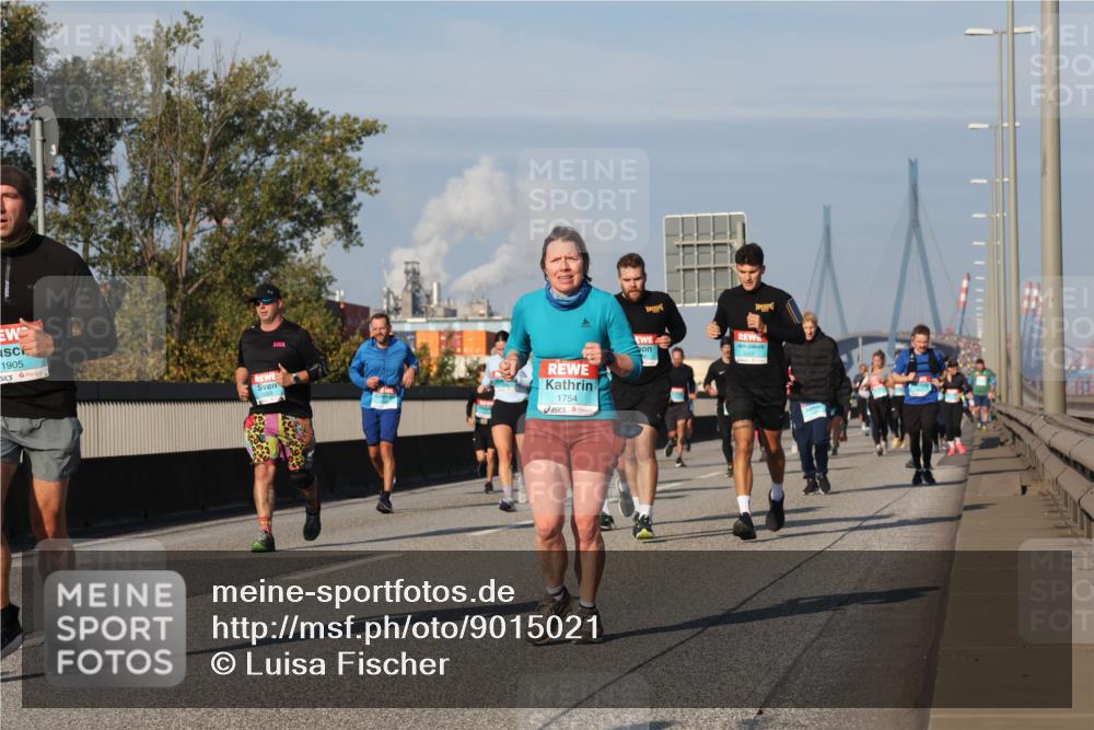 03.10.2025 - Köhlbrandbrückenlauf Luisa Fischer http://msf.ph/oto/9015021 03.10.2025 10:59:42 Position 3 1905, 1754 meine-sportfotos.de