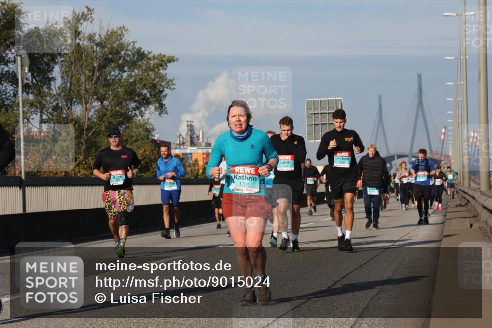 03.10.2025 - Köhlbrandbrückenlauf Luisa Fischer http://msf.ph/oto/9015024 03.10.2025 10:59:42 Position 3 1754, 3207 meine-sportfotos.de