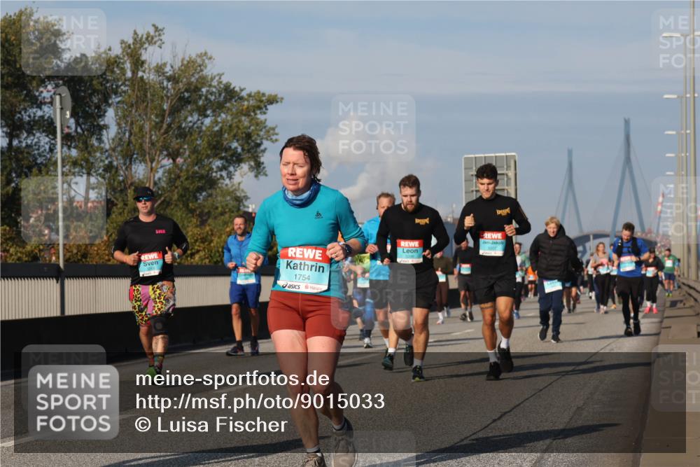 03.10.2025 - Köhlbrandbrückenlauf Luisa Fischer http://msf.ph/oto/9015033 03.10.2025 10:59:43 Position 3 1754, 3207 meine-sportfotos.de