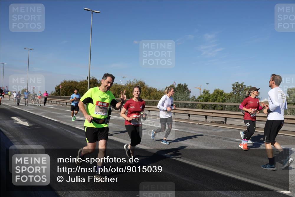 03.10.2025 - Köhlbrandbrückenlauf Julia Fischer http://msf.ph/oto/9015039 03.10.2025 13:11:52 Position 3 5120 meine-sportfotos.de