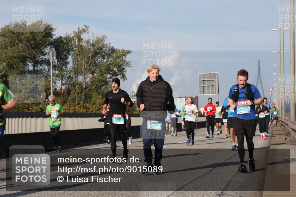 03.10.2025 - Köhlbrandbrückenlauf Luisa Fischer http://msf.ph/oto/9015089 03.10.2025 10:59:50 Position 3 1372, 2812 meine-sportfotos.de
