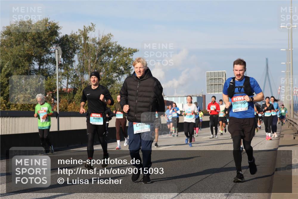 03.10.2025 - Köhlbrandbrückenlauf Luisa Fischer http://msf.ph/oto/9015093 03.10.2025 10:59:51 Position 3 1877, 1372, 2812 meine-sportfotos.de