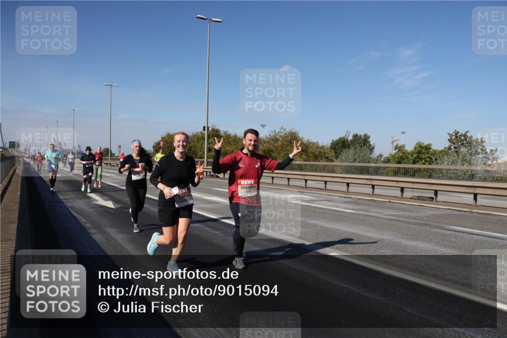 03.10.2025 - Köhlbrandbrückenlauf Julia Fischer http://msf.ph/oto/9015094 03.10.2025 13:12:06 Position 3  meine-sportfotos.de