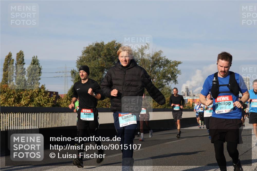03.10.2025 - Köhlbrandbrückenlauf Luisa Fischer http://msf.ph/oto/9015107 03.10.2025 10:59:52 Position 3 1877, 1372, 2812, 1752 meine-sportfotos.de