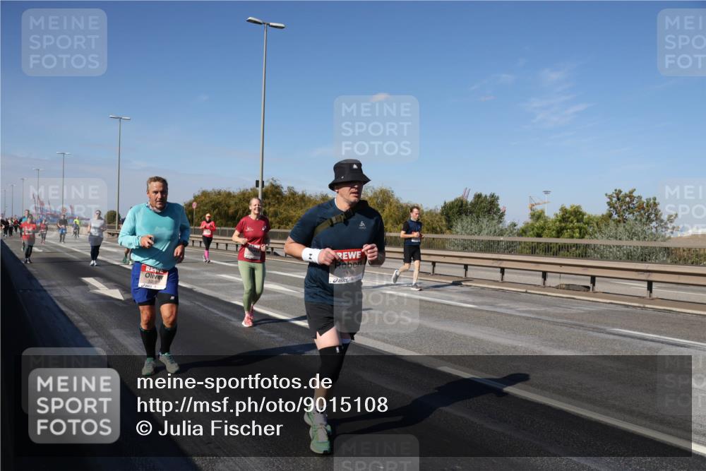 03.10.2025 - Köhlbrandbrückenlauf Julia Fischer http://msf.ph/oto/9015108 03.10.2025 13:12:11 Position 3 5222, 5110 meine-sportfotos.de