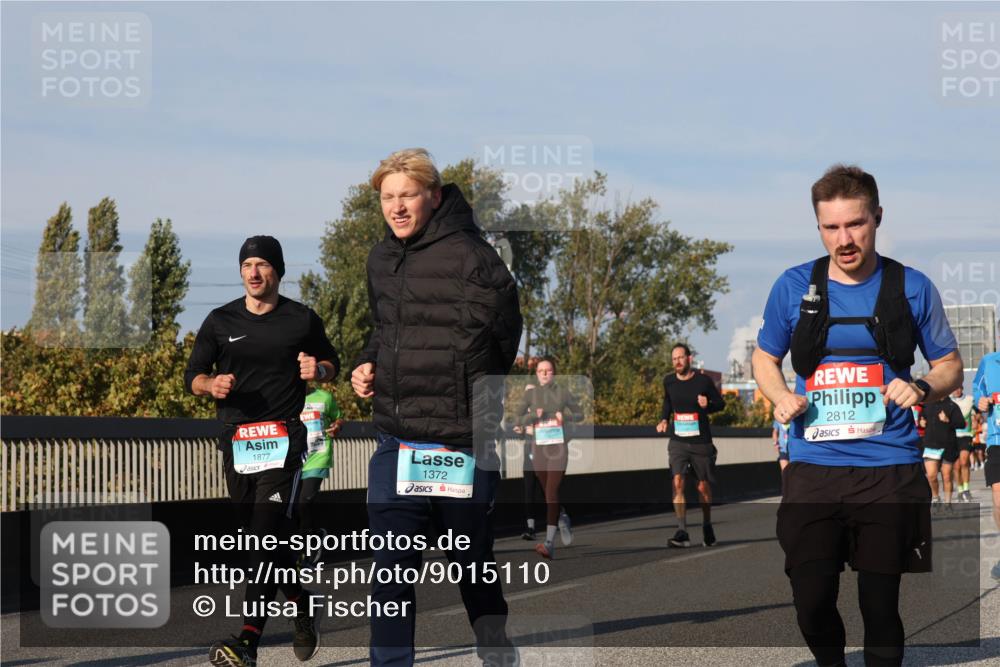 03.10.2025 - Köhlbrandbrückenlauf Luisa Fischer http://msf.ph/oto/9015110 03.10.2025 10:59:52 Position 3 1877, 1372, 2812 meine-sportfotos.de