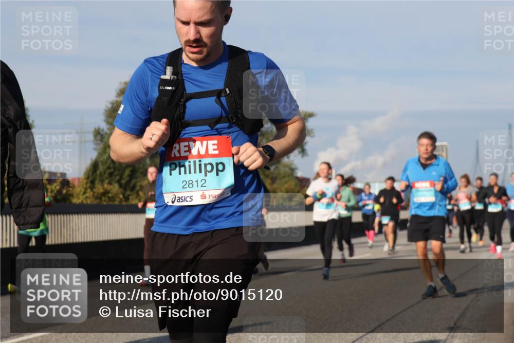 03.10.2025 - Köhlbrandbrückenlauf Luisa Fischer http://msf.ph/oto/9015120 03.10.2025 10:59:53 Position 3 2812 meine-sportfotos.de