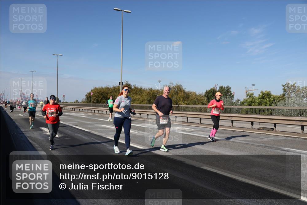 03.10.2025 - Köhlbrandbrückenlauf Julia Fischer http://msf.ph/oto/9015128 03.10.2025 13:12:17 Position 3  meine-sportfotos.de