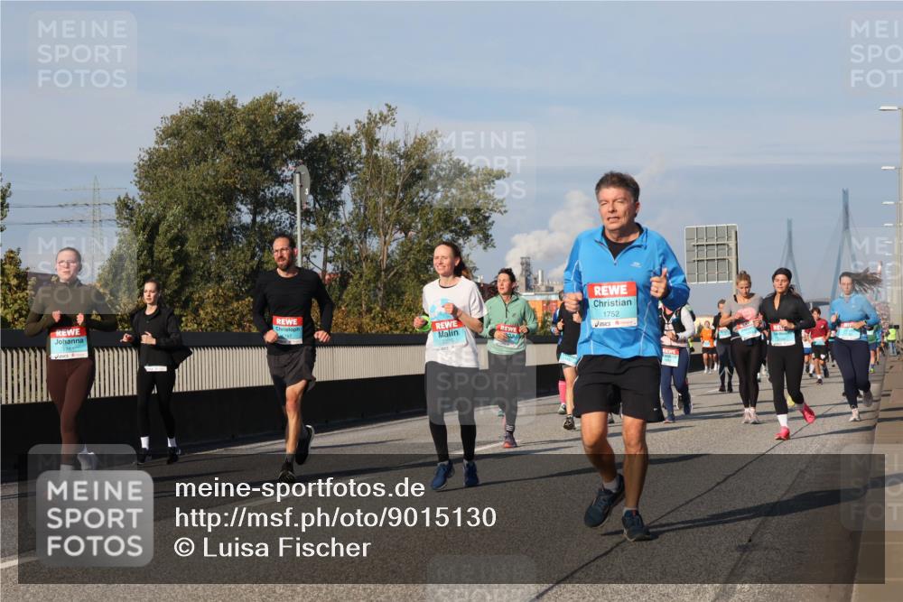 03.10.2025 - Köhlbrandbrückenlauf Luisa Fischer http://msf.ph/oto/9015130 03.10.2025 10:59:54 Position 3 1761, 1752 meine-sportfotos.de