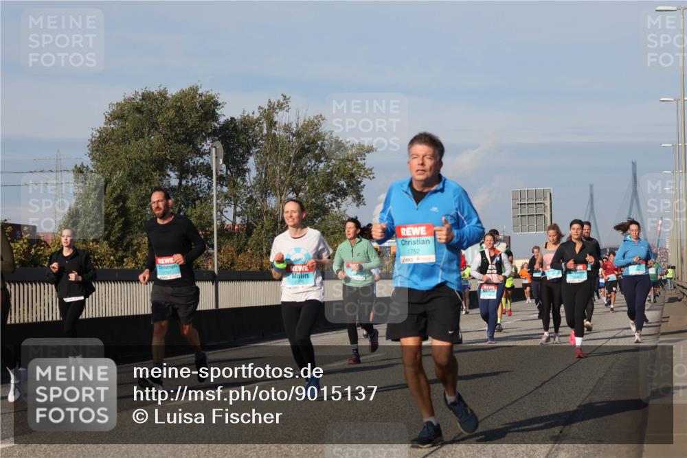 03.10.2025 - Köhlbrandbrückenlauf Luisa Fischer http://msf.ph/oto/9015137 03.10.2025 10:59:55 Position 3 1797, 1752 meine-sportfotos.de