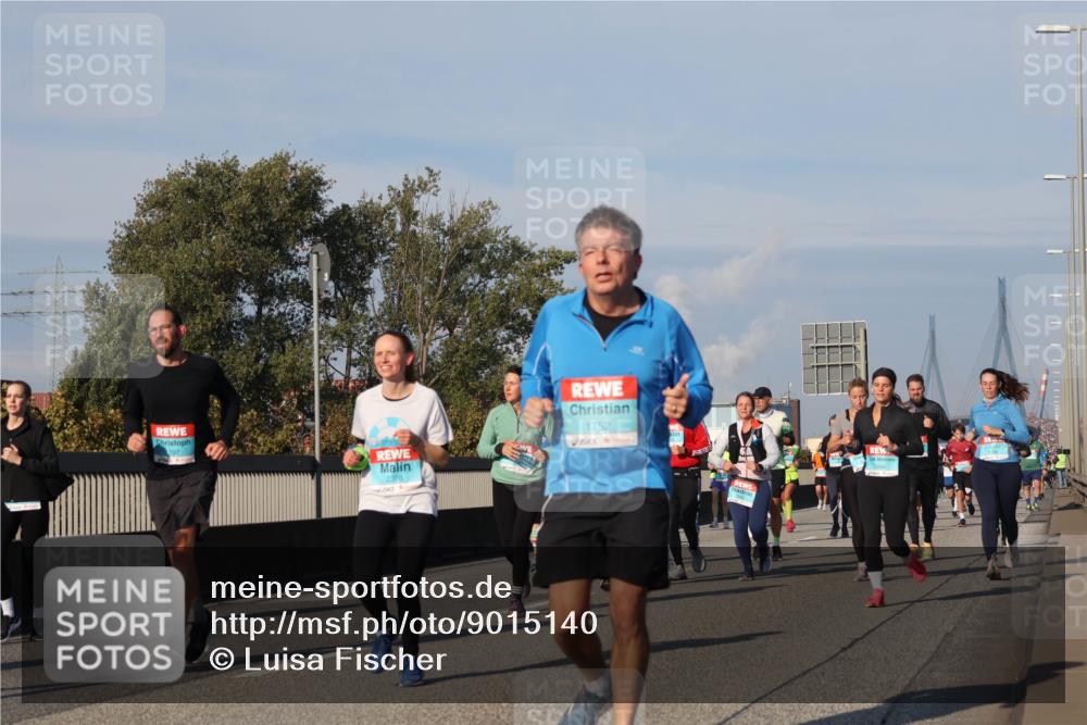 03.10.2025 - Köhlbrandbrückenlauf Luisa Fischer http://msf.ph/oto/9015140 03.10.2025 10:59:55 Position 3 1752, 797, 2276 meine-sportfotos.de