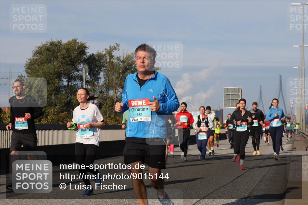 03.10.2025 - Köhlbrandbrückenlauf Luisa Fischer http://msf.ph/oto/9015144 03.10.2025 10:59:55 Position 3 1797, 2276, 1752 meine-sportfotos.de