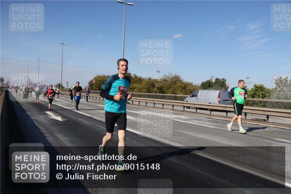 03.10.2025 - Köhlbrandbrückenlauf Julia Fischer http://msf.ph/oto/9015148 03.10.2025 13:12:22 Position 3  meine-sportfotos.de