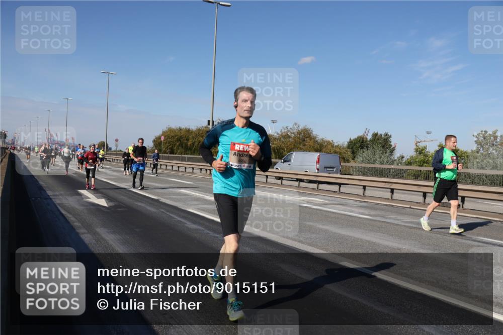 03.10.2025 - Köhlbrandbrückenlauf Julia Fischer http://msf.ph/oto/9015151 03.10.2025 13:12:22 Position 3 4582 meine-sportfotos.de