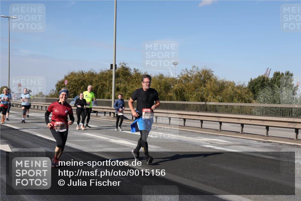 03.10.2025 - Köhlbrandbrückenlauf Julia Fischer http://msf.ph/oto/9015156 03.10.2025 13:12:26 Position 3 5463 meine-sportfotos.de