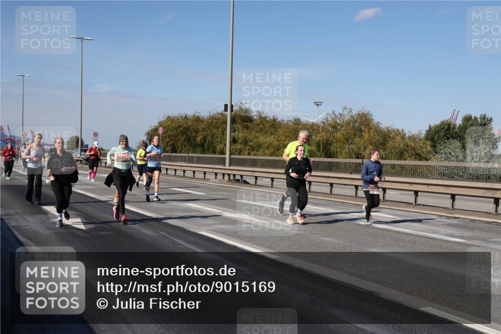 03.10.2025 - Köhlbrandbrückenlauf Julia Fischer http://msf.ph/oto/9015169 03.10.2025 13:12:28 Position 3  meine-sportfotos.de