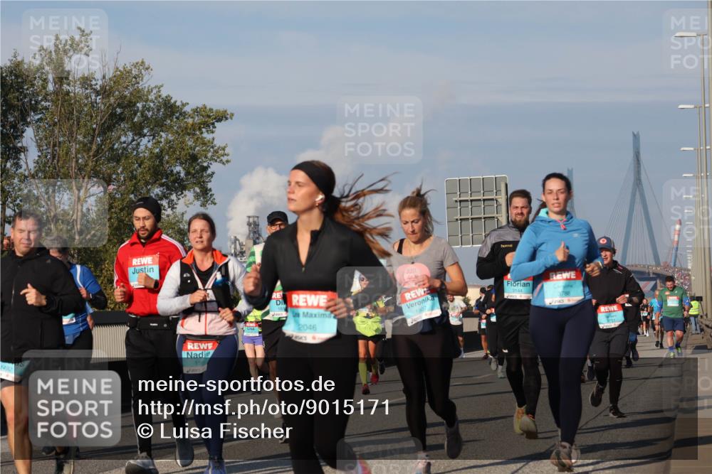 03.10.2025 - Köhlbrandbrückenlauf Luisa Fischer http://msf.ph/oto/9015171 03.10.2025 10:59:58 Position 3 1492, 156, 181, 2046, 1907, 3144, 3788, 3761 meine-sportfotos.de