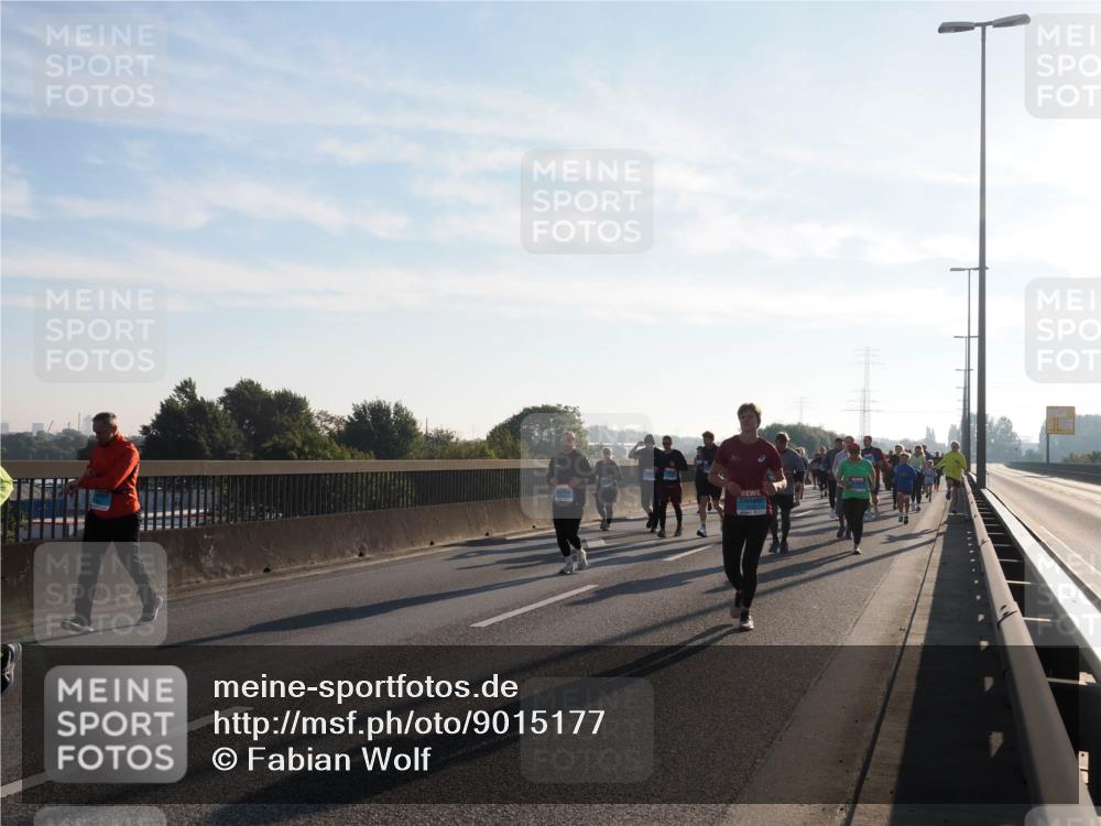 03.10.2025 - Köhlbrandbrückenlauf Fabian Wolf http://msf.ph/oto/9015177 03.10.2025 09:25:08 Position 3  meine-sportfotos.de