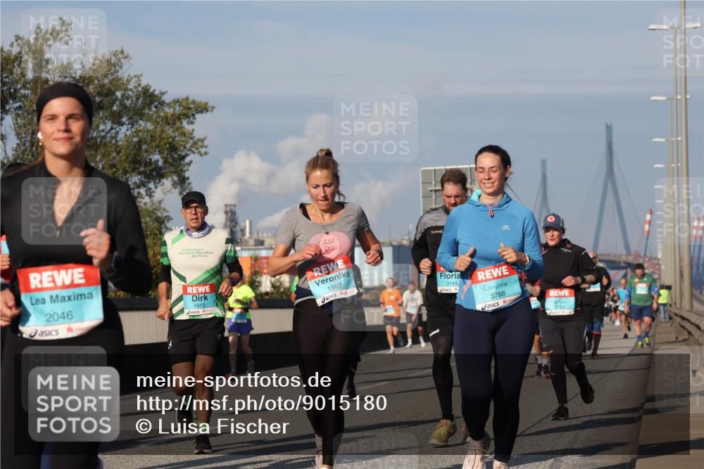 03.10.2025 - Köhlbrandbrückenlauf Luisa Fischer http://msf.ph/oto/9015180 03.10.2025 10:59:59 Position 3 2046, 1813, 1907, 3144, 3788, 3761 meine-sportfotos.de