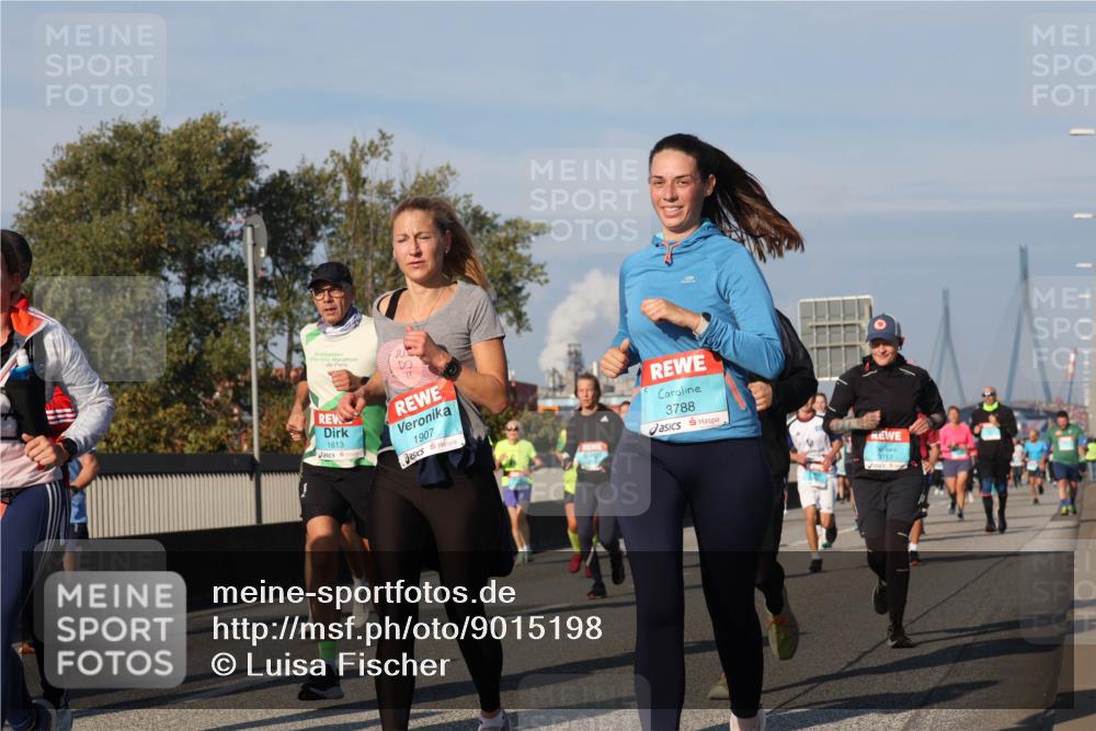 03.10.2025 - Köhlbrandbrückenlauf Luisa Fischer http://msf.ph/oto/9015198 03.10.2025 11:00:00 Position 3 1813, 1907, 3788, 3761 meine-sportfotos.de