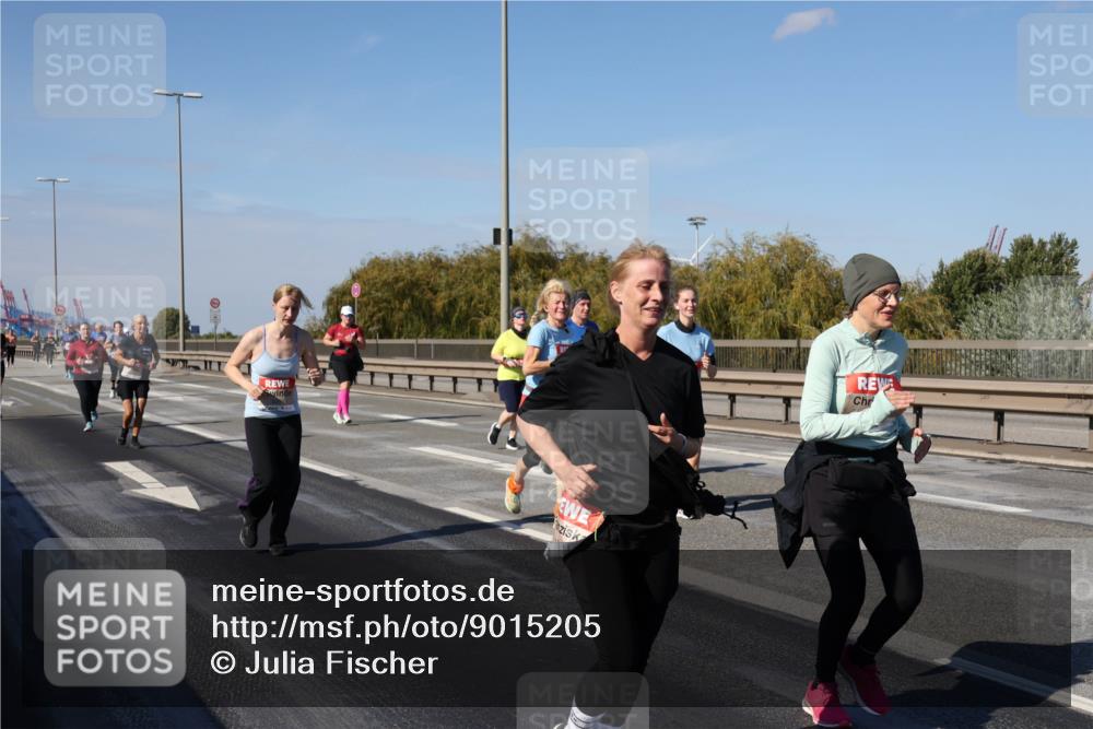 03.10.2025 - Köhlbrandbrückenlauf Julia Fischer http://msf.ph/oto/9015205 03.10.2025 13:12:32 Position 3  meine-sportfotos.de