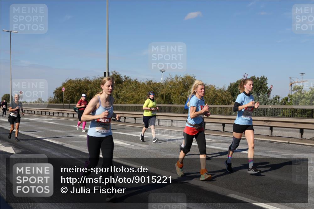 03.10.2025 - Köhlbrandbrückenlauf Julia Fischer http://msf.ph/oto/9015221 03.10.2025 13:12:33 Position 3 5391 meine-sportfotos.de