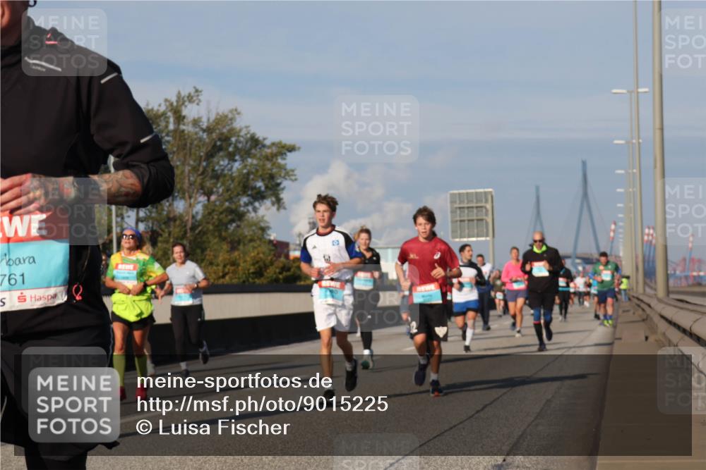 03.10.2025 - Köhlbrandbrückenlauf Luisa Fischer http://msf.ph/oto/9015225 03.10.2025 11:00:04 Position 3 761 meine-sportfotos.de