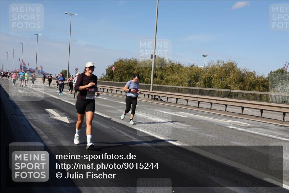 03.10.2025 - Köhlbrandbrückenlauf Julia Fischer http://msf.ph/oto/9015244 03.10.2025 13:12:40 Position 3  meine-sportfotos.de