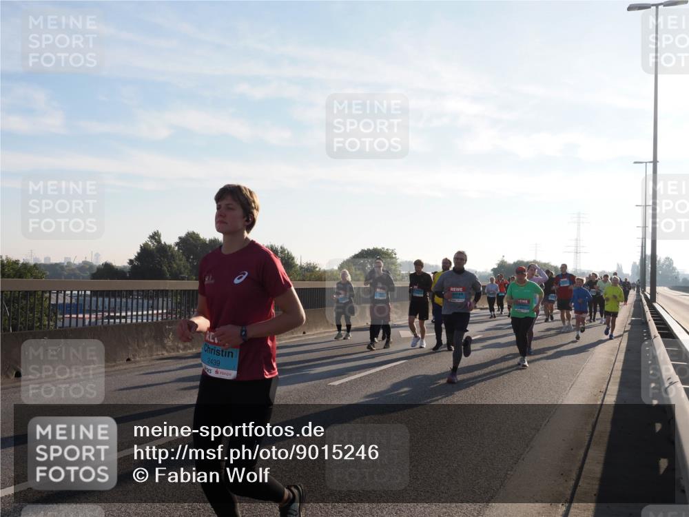 03.10.2025 - Köhlbrandbrückenlauf Fabian Wolf http://msf.ph/oto/9015246 03.10.2025 09:25:11 Position 3 2439 meine-sportfotos.de