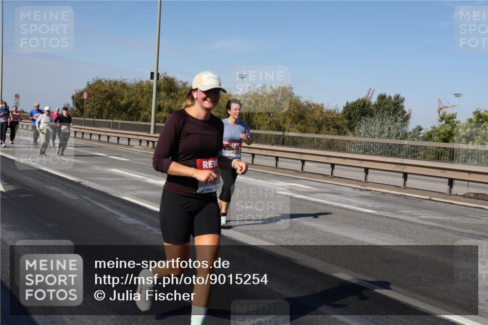 03.10.2025 - Köhlbrandbrückenlauf Julia Fischer http://msf.ph/oto/9015254 03.10.2025 13:12:42 Position 3  meine-sportfotos.de