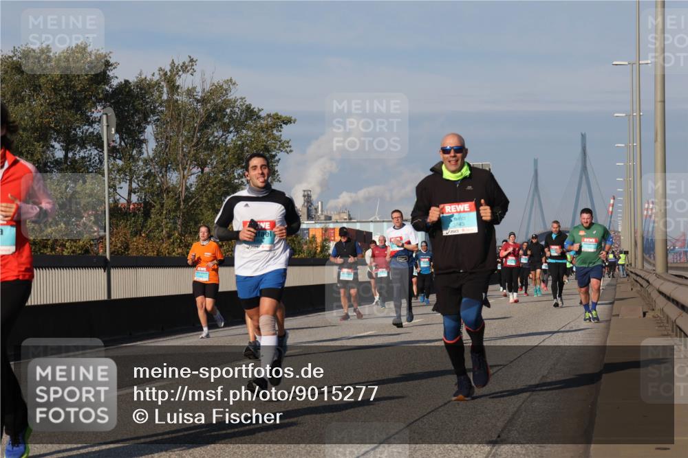 03.10.2025 - Köhlbrandbrückenlauf Luisa Fischer http://msf.ph/oto/9015277 03.10.2025 11:00:09 Position 3 3843 meine-sportfotos.de