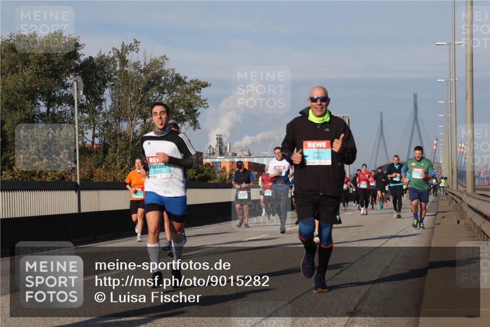 03.10.2025 - Köhlbrandbrückenlauf Luisa Fischer http://msf.ph/oto/9015282 03.10.2025 11:00:09 Position 3 1820, 3843 meine-sportfotos.de