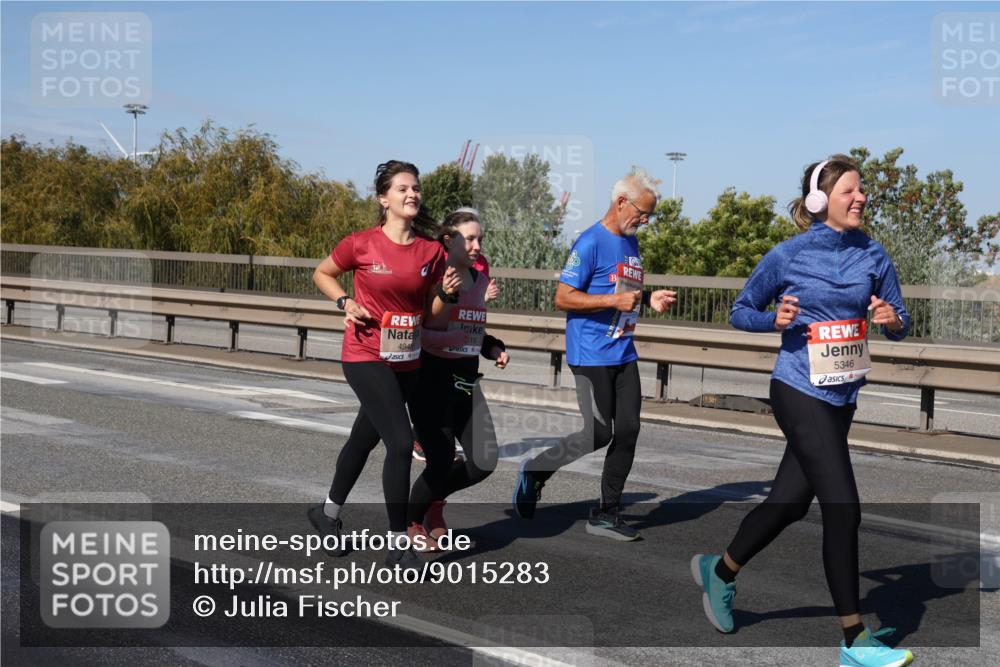 03.10.2025 - Köhlbrandbrückenlauf Julia Fischer http://msf.ph/oto/9015283 03.10.2025 13:12:51 Position 3 15, 4948, 5346 meine-sportfotos.de