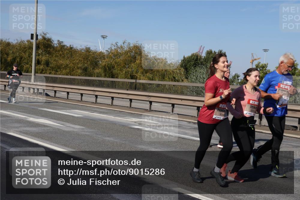 03.10.2025 - Köhlbrandbrückenlauf Julia Fischer http://msf.ph/oto/9015286 03.10.2025 13:12:51 Position 3 4948, 5515, 77 meine-sportfotos.de
