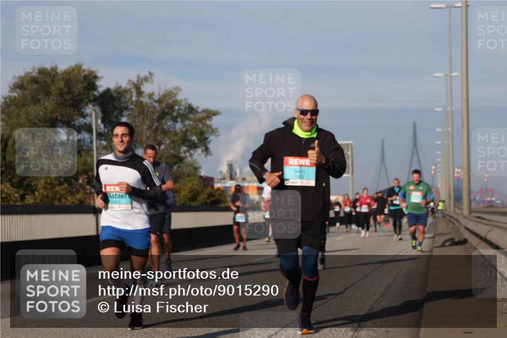 03.10.2025 - Köhlbrandbrückenlauf Luisa Fischer http://msf.ph/oto/9015290 03.10.2025 11:00:10 Position 3 1820 meine-sportfotos.de