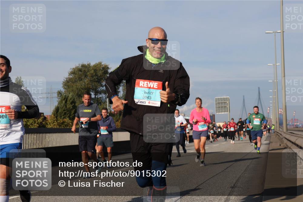 03.10.2025 - Köhlbrandbrückenlauf Luisa Fischer http://msf.ph/oto/9015302 03.10.2025 11:00:11 Position 3 3843 meine-sportfotos.de