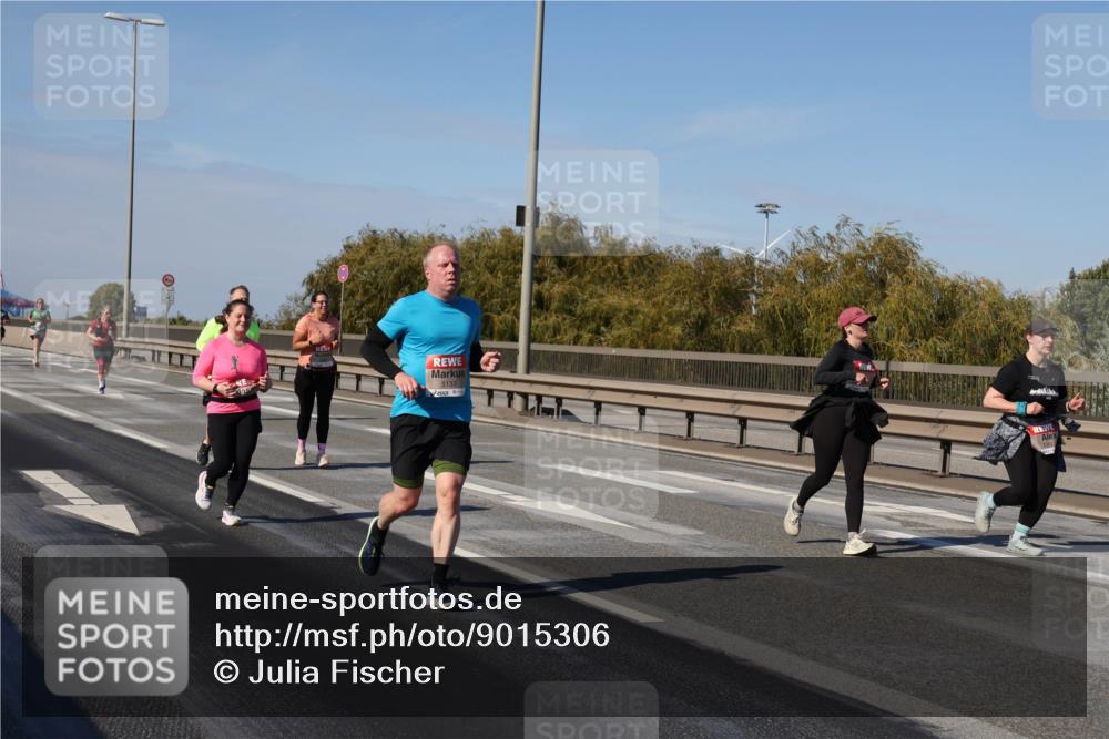 03.10.2025 - Köhlbrandbrückenlauf Julia Fischer http://msf.ph/oto/9015306 03.10.2025 13:12:55 Position 3 5133 meine-sportfotos.de
