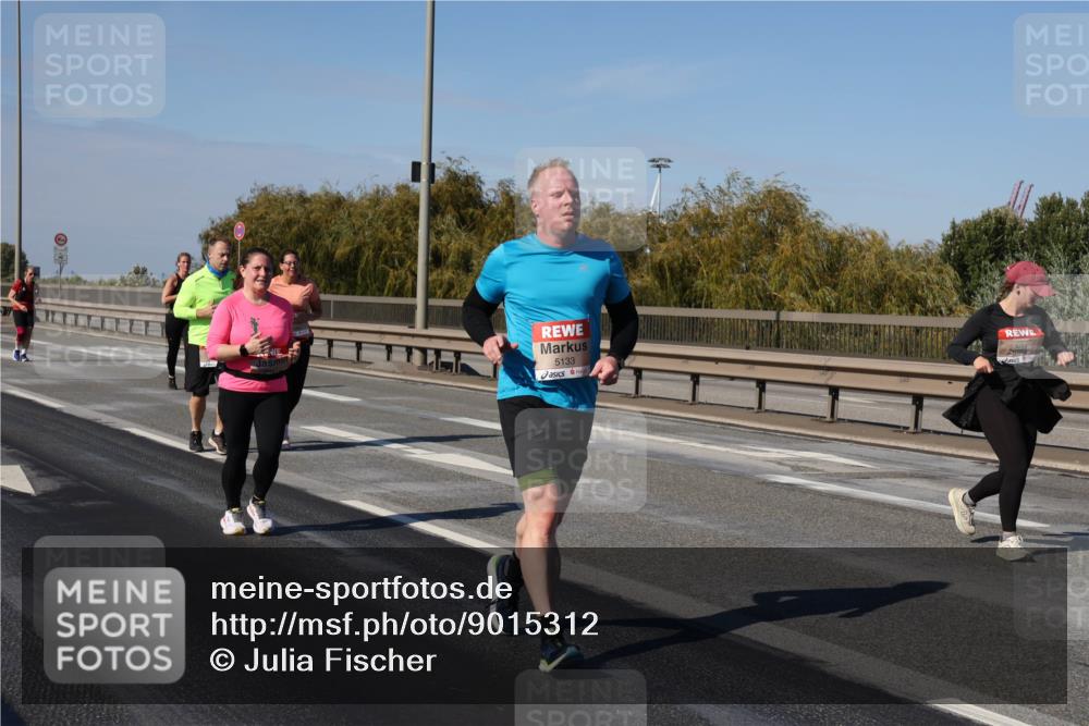 03.10.2025 - Köhlbrandbrückenlauf Julia Fischer http://msf.ph/oto/9015312 03.10.2025 13:12:56 Position 3 5133 meine-sportfotos.de