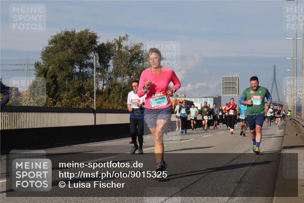 03.10.2025 - Köhlbrandbrückenlauf Luisa Fischer http://msf.ph/oto/9015325 03.10.2025 11:00:13 Position 3 3507 meine-sportfotos.de