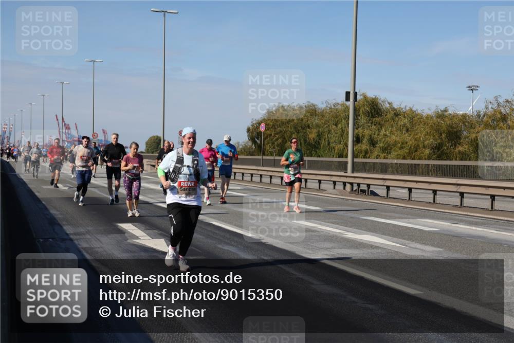03.10.2025 - Köhlbrandbrückenlauf Julia Fischer http://msf.ph/oto/9015350 03.10.2025 13:13:07 Position 3  meine-sportfotos.de